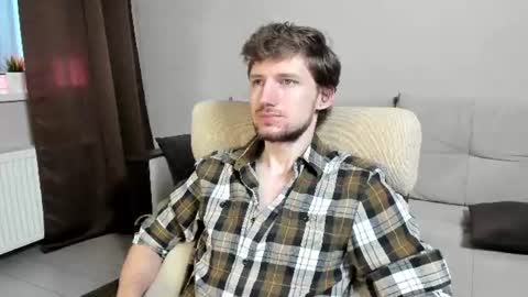 Snapshot of zepanl chatting on 07-05-26, 03:56 Andrew online show from 07-05-26, 03:56
