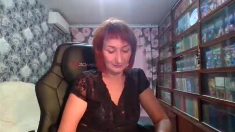 Elena online show from 11-24-25, 04:23