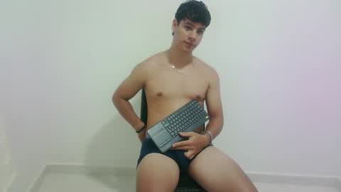 Snapshot of zeus_183 chatting on 09-17-25, 12:56 zeus_183 online show from 09-17-25, 12:56