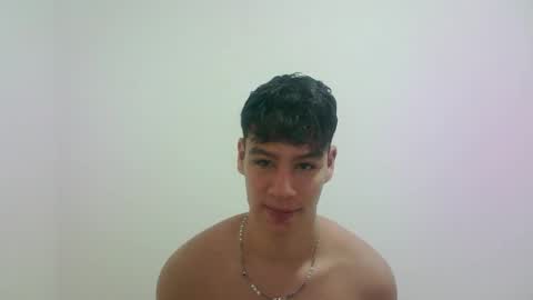 Snapshot of zeus_183 chatting on 10-01-25, 11:55 zeus_183 online show from 10-01-25, 11:55