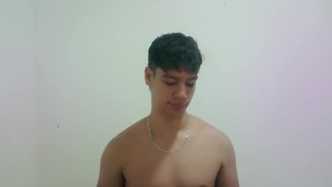 Snapshot of zeus_183 chatting on 10-04-25, 01:47 zeus_183 online show from 10-04-25, 01:47