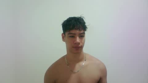 Snapshot of zeus_183 chatting on 10-09-25, 11:14 zeus_183 online show from 10-09-25, 11:14