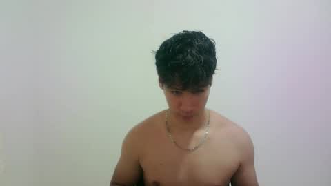 Snapshot of zeus_183 chatting on 11-02-25, 11:51 zeus_183 online show from 11-02-25, 11:51