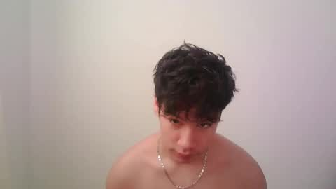 Snapshot of zeus_183 chatting on 11-13-25, 02:05 zeus_183 online show from 11-13-25, 02:05