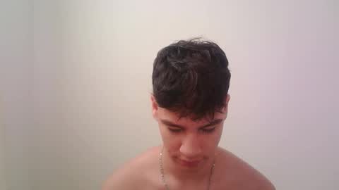 Snapshot of zeus_183 chatting on 11-22-25, 05:01 zeus_183 online show from 11-22-25, 05:01