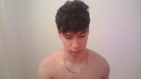 Snapshot of zeus_183 chatting on 03-05-26, 03:19 zeus_183 online show from 03-05-26, 03:19