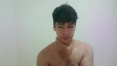 Snapshot of zeus_183 chatting on 03-09-26, 07:01 zeus_183 online show from 03-09-26, 07:01