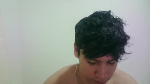 Snapshot of zeus_183 chatting on 03-13-26, 03:35 zeus_183 online show from 03-13-26, 03:35