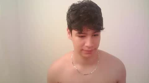 Snapshot of zeus_183 chatting on 03-13-26, 03:40 zeus_183 online show from 03-13-26, 03:40