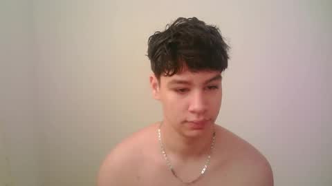 Snapshot of zeus_183 chatting on 04-16-26, 04:19 zeus_183 online show from 04-16-26, 04:19