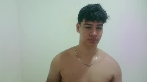 Snapshot of zeus_183 chatting on 06-05-26, 02:51 zeus_183 online show from 06-05-26, 02:51