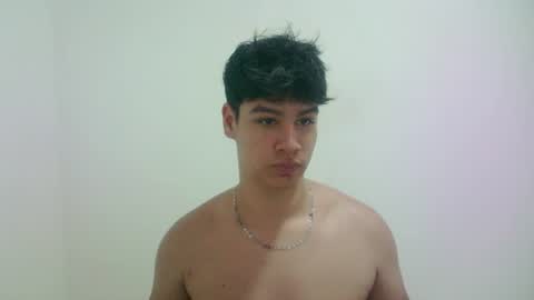 Snapshot of zeus_183 chatting on 06-20-26, 02:14 zeus_183 online show from 06-20-26, 02:14