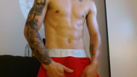 Snapshot of zeusdark19 chatting on 04-27-26, 03:43 zeus online show from 04-27-26, 03:43