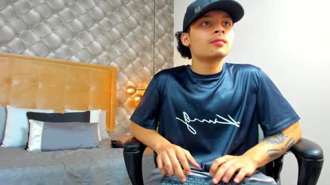 zeus online show from 12-13-24, 07:10