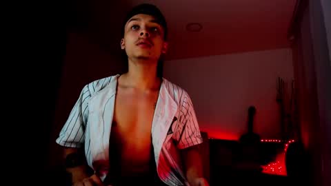 zeus online show from 03-08-25, 01:17