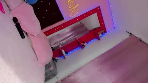 Snapshot of zeuss_x chatting on 12-03-25, 10:30 Aisha Alejandra Rosse Deus online show from 12-03-25, 10:30