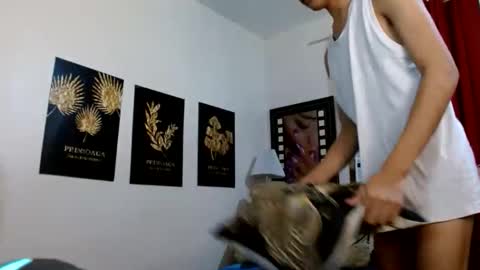 zavier skinny asian online show from 11-27-25, 09:17