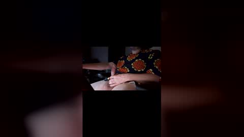 Snapshot of zflipp chatting on 11-25-25, 10:59 zFlipp online show from 11-25-25, 10:59