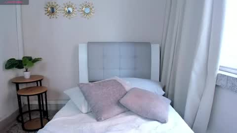 Snapshot of zhafiro_ chatting on 04-16-26, 08:53 Zhafi online show from 04-16-26, 08:53