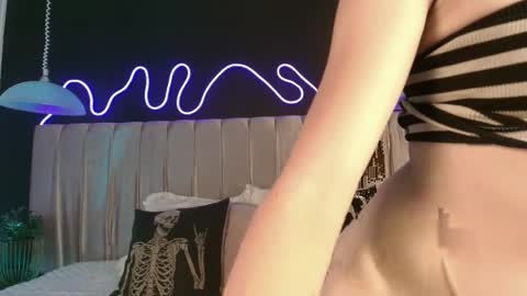 zhally_dee online show from 04-10-26, 08:02