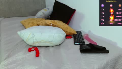 Snapshot of zhamira_21 chatting on 01-15-25, 07:05 ZHAMIRA ANDRES online show from 01-15-25, 07:05