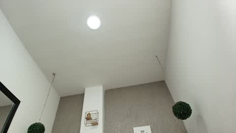 Snapshot of zhamira_21 chatting on 01-17-25, 09:39 ZHAMIRA ANDRES online show from 01-17-25, 09:39