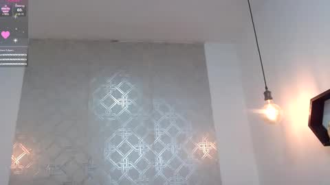 Snapshot of zhamira_21 chatting on 03-05-25, 01:52 ZHAMIRA ANDRES online show from 03-05-25, 01:52