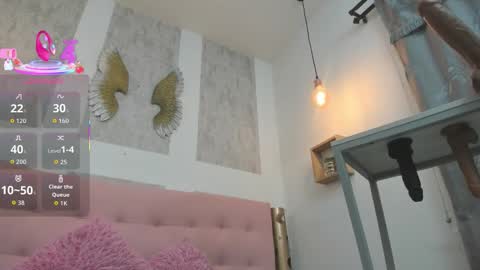 Snapshot of zhamira_21 chatting on 09-24-25, 10:35 ZHAMIRA ANDRES online show from 09-24-25, 10:35