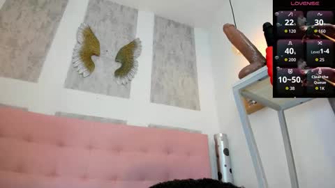 ZHAMIRA  ANDRES online show from 02-25-26, 10:19