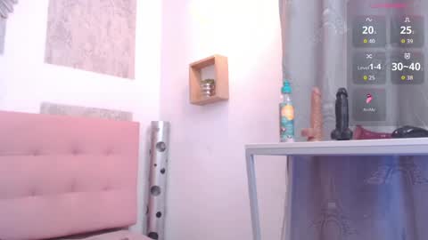 ZHAMIRA  ANDRES online show from 05-11-26, 08:17