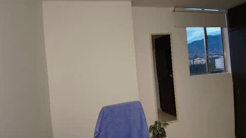 Zhara online show from 11-25-25, 10:59