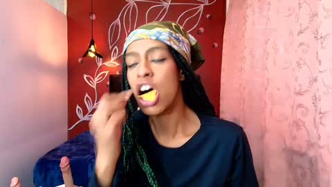 Zia Green online show from 01-16-25, 03:35