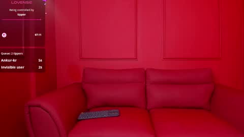 Zia Carter online show from 04-14-26, 04:24