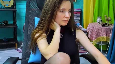 zianichols online show from 03-03-25, 07:39