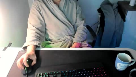 Snapshot of ziemlichflutschig chatting on 02-01-25, 05:28 ziemlichflutschig online show from 02-01-25, 05:28