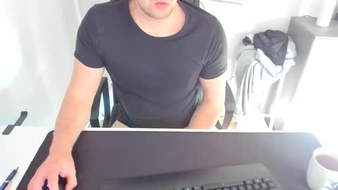 Snapshot of ziemlichflutschig chatting on 03-03-25, 02:59 ziemlichflutschig online show from 03-03-25, 02:59