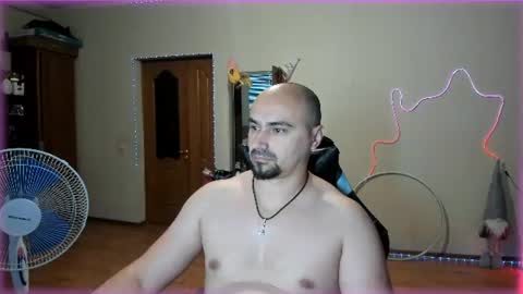 Ziesh online show from 07-19-26, 02:48