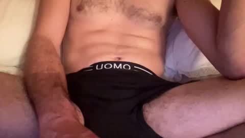 Snapshot of zillainpuglia chatting on 11-01-25, 06:32 Incontrami online show from 11-01-25, 06:32