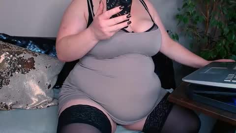 Snapshot of zinacorleone chatting on 12-12-24, 01:49 zinacorleone online show from 12-12-24, 01:49
