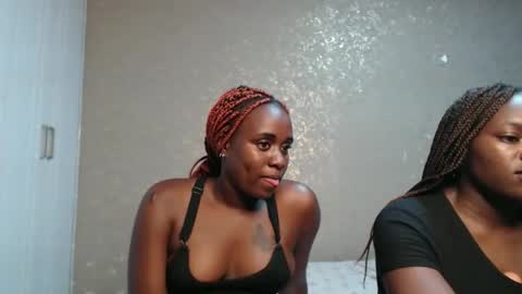 Zinadine online show from 02-23-26, 03:04