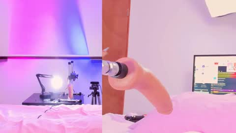 zinamarlowe online show from 11-22-25, 12:15