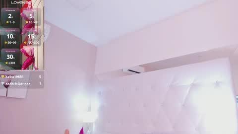 Nia  online show from 02-21-25, 02:48