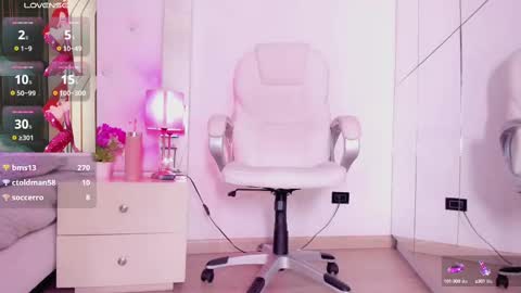 Nia  online show from 03-07-25, 02:45