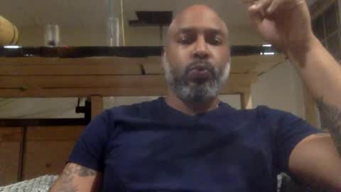 Snapshot of zionlion22 chatting on 01-30-25, 01:33 zionlion22 online show from 01-30-25, 01:33