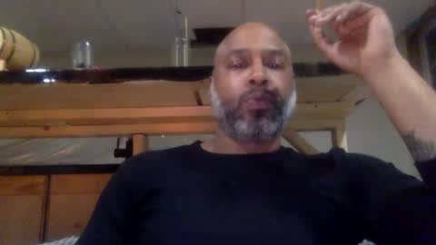 Snapshot of zionlion22 chatting on 02-13-25, 01:29 zionlion22 online show from 02-13-25, 01:29