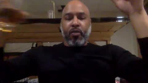 Snapshot of zionlion22 chatting on 02-19-25, 01:29 zionlion22 online show from 02-19-25, 01:29