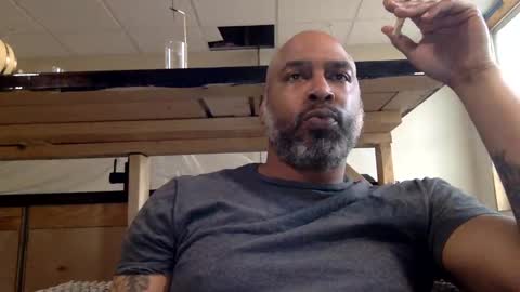 Snapshot of zionlion22 chatting on 03-01-25, 10:10 zionlion22 online show from 03-01-25, 10:10