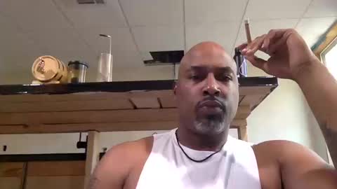 Snapshot of zionlion22 chatting on 10-17-25, 02:19 zionlion22 online show from 10-17-25, 02:19