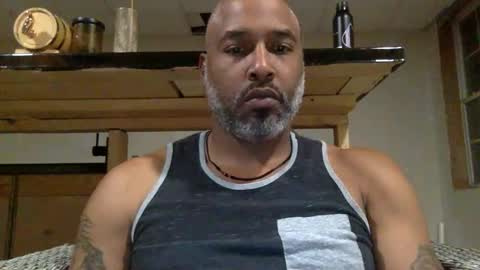 Snapshot of zionlion22 chatting on 11-12-25, 02:12 zionlion22 online show from 11-12-25, 02:12