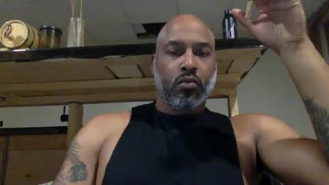 Snapshot of zionlion22 chatting on 11-27-25, 02:24 zionlion22 online show from 11-27-25, 02:24